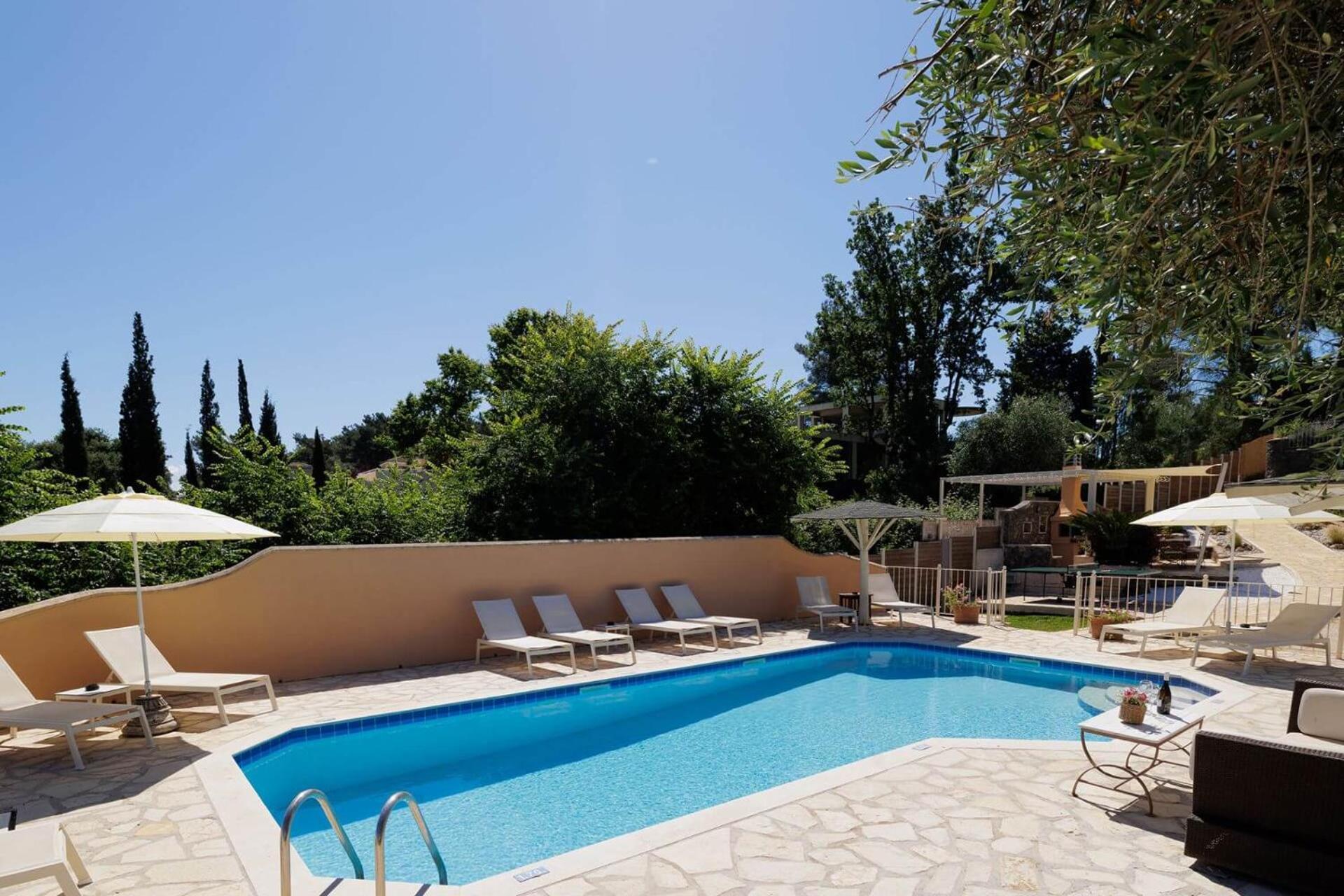Villa St Nicholas House With Private Heated Pool Dassiá Eksteriør bilde