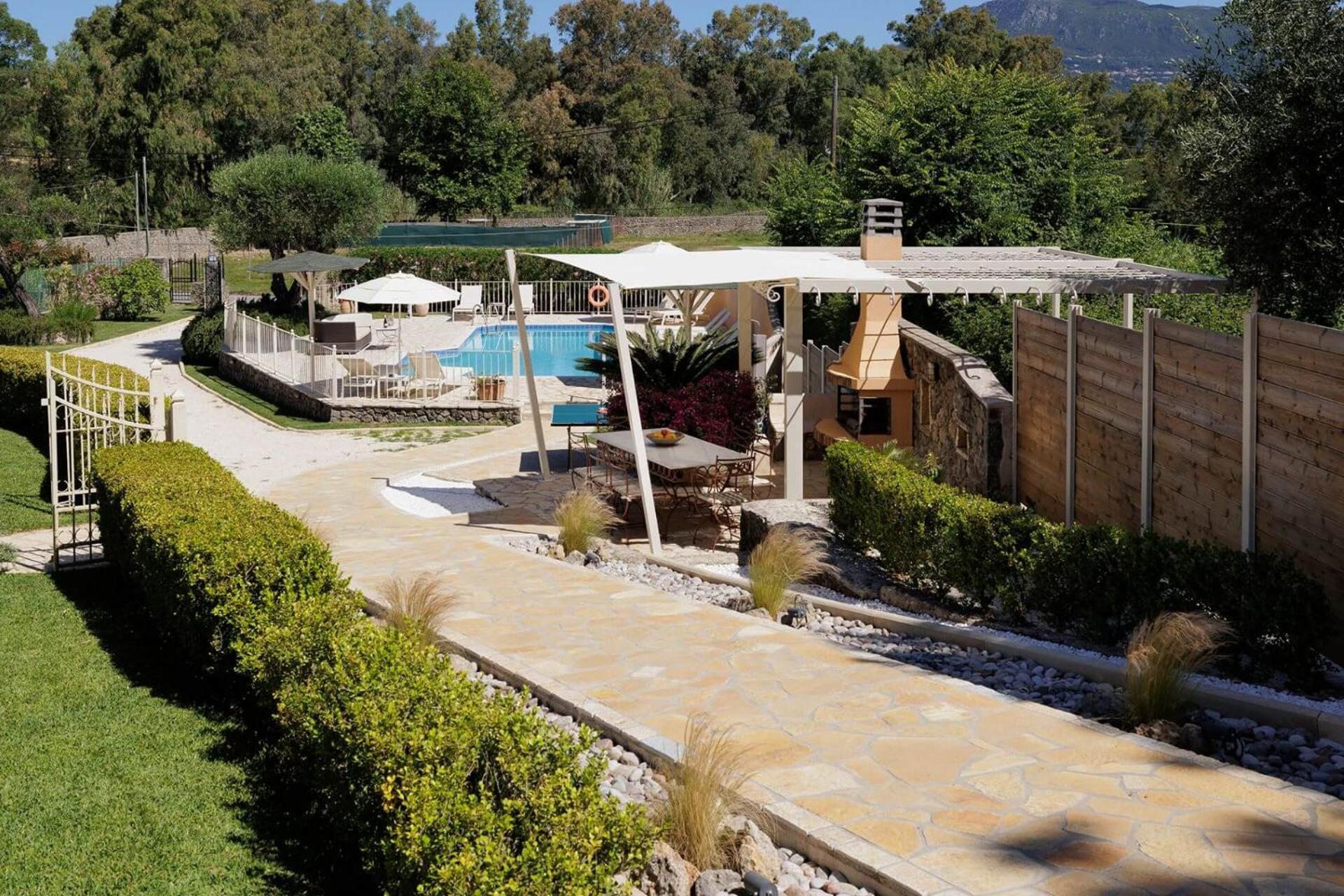Villa St Nicholas House With Private Heated Pool Dassiá Eksteriør bilde